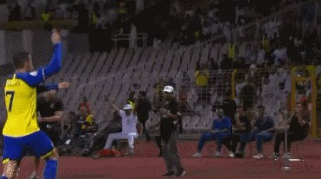 1675966877617026652.gif IMG_5806.gif