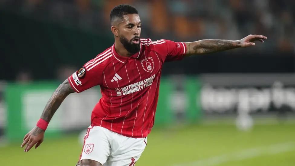 百家乐官方网站-记者:切尔西也对道格拉斯-路易斯感兴趣,但球员更想回维拉